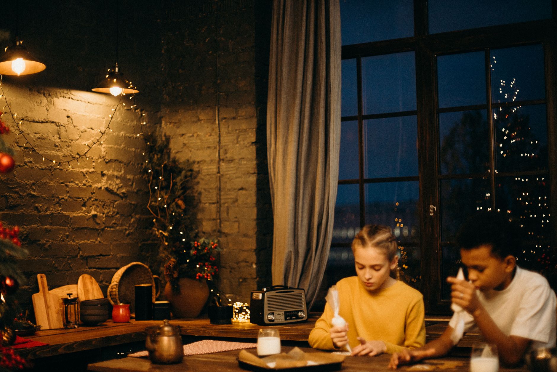 Activités de Noël pour enfants à préparer en amont : bien organiser le mois de décembre — enfants bricolages décorations de Noël