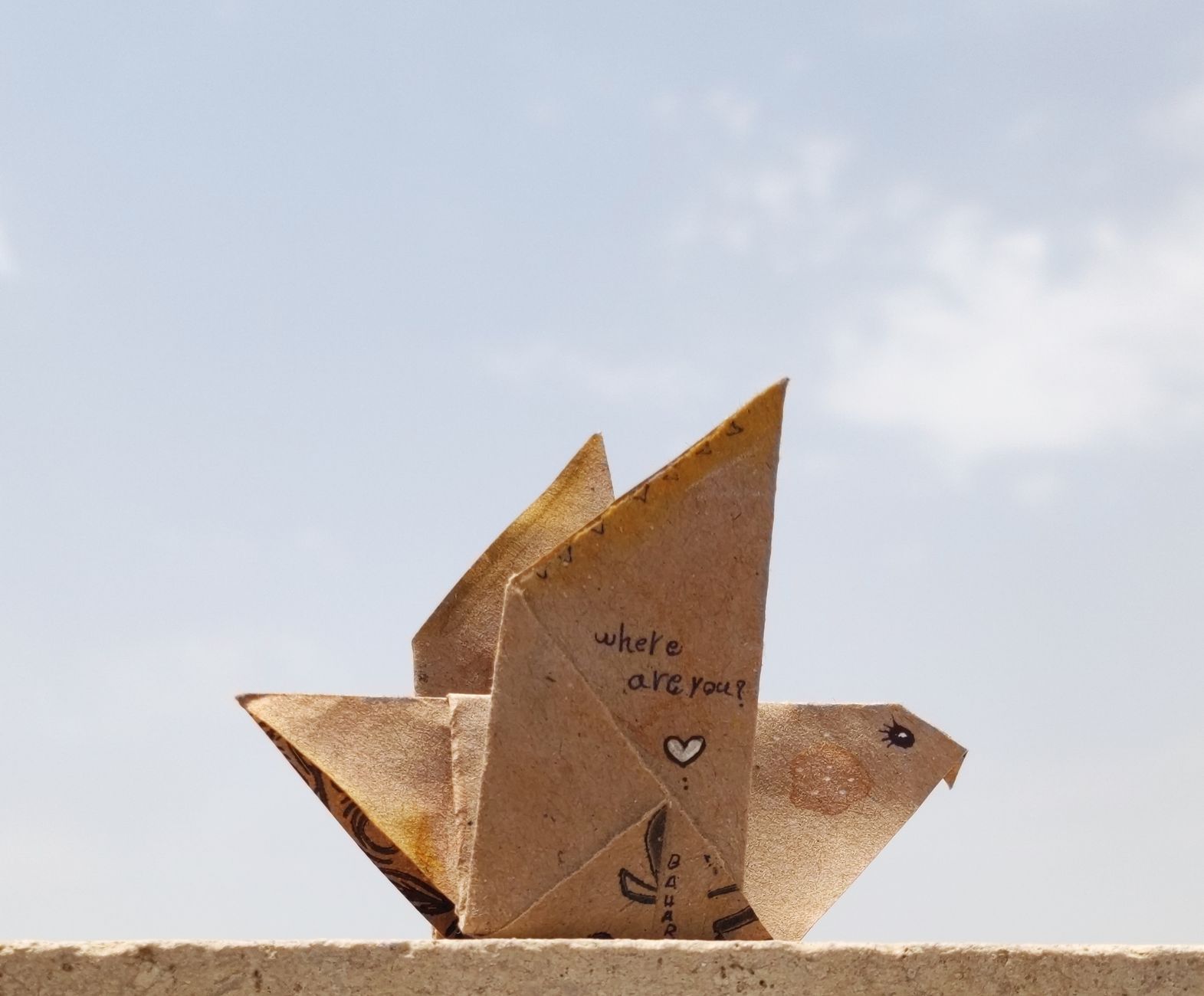 Origami facile pour débutants : bien démarrer sans se perdre dans les plis — animaux fleurs cœurs en origami colorés